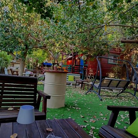Family Cabin Menaẖemya Εξωτερικό φωτογραφία