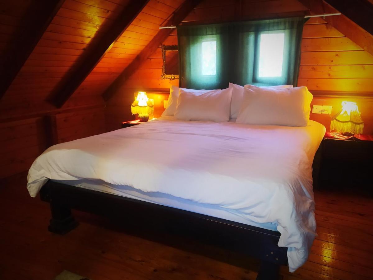 Family Cabin Menaẖemya Εξωτερικό φωτογραφία