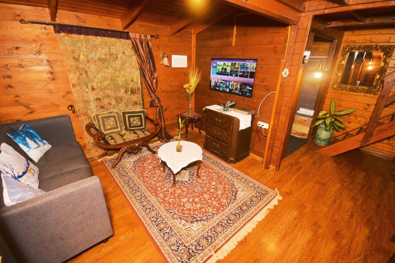 Family Cabin Menaẖemya Εξωτερικό φωτογραφία