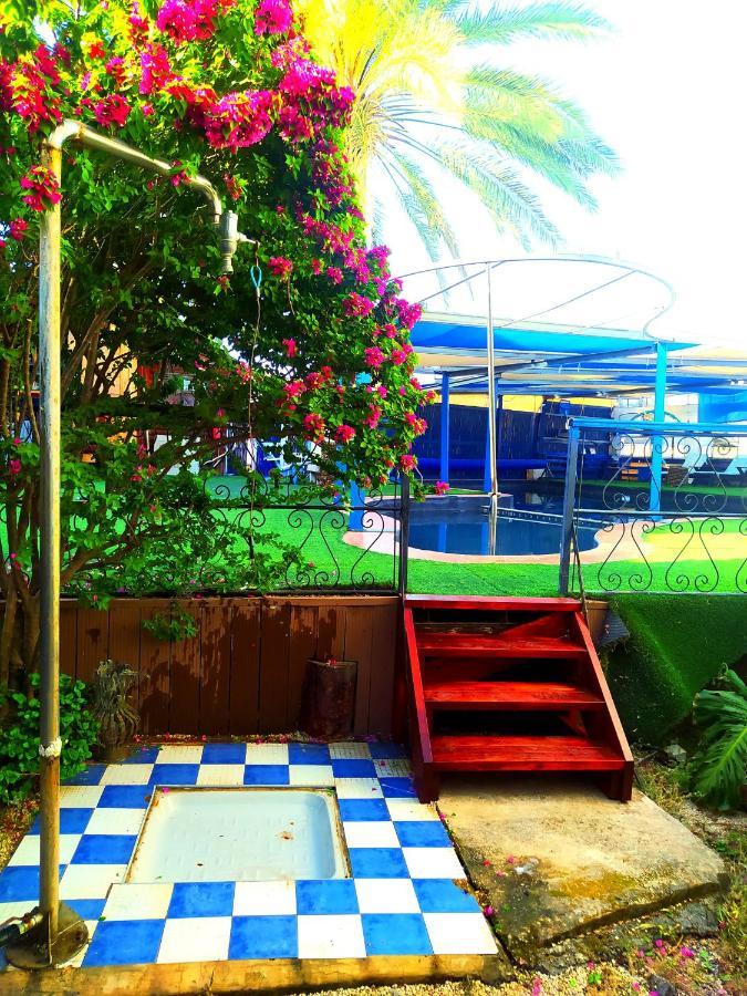 Family Cabin Menaẖemya Εξωτερικό φωτογραφία